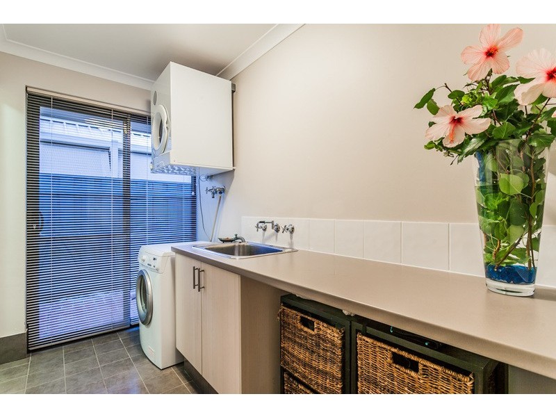 19 Adriana Way, Halls Head WA 6210