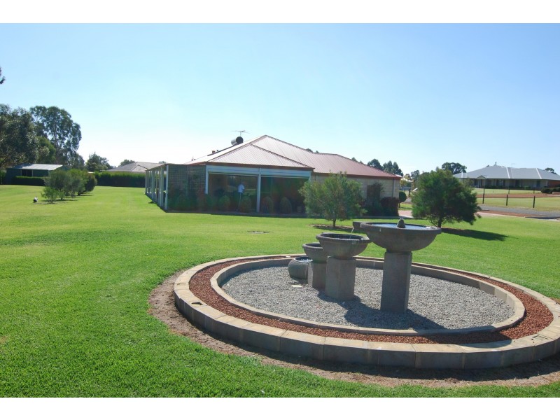 19 Housden Close, Muchea WA 6501