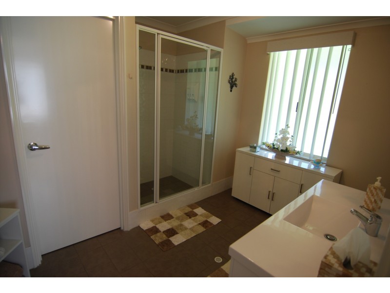 19 Housden Close, Muchea WA 6501