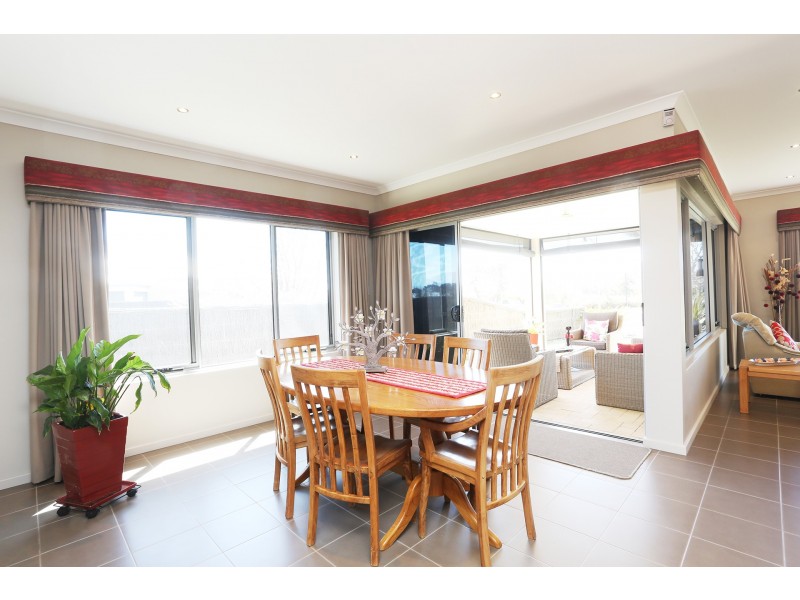 19 Hunter Circle, Millbridge WA 6232