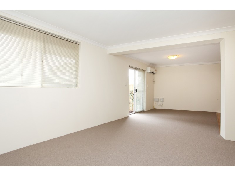 31/1 Fitzroy Rd, Rivervale WA 6103