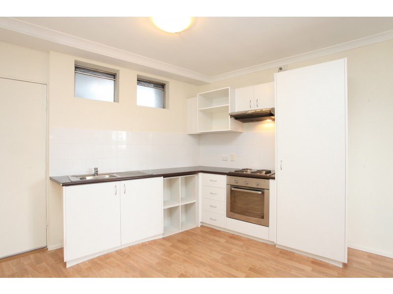 31/1 Fitzroy Rd, Rivervale WA 6103