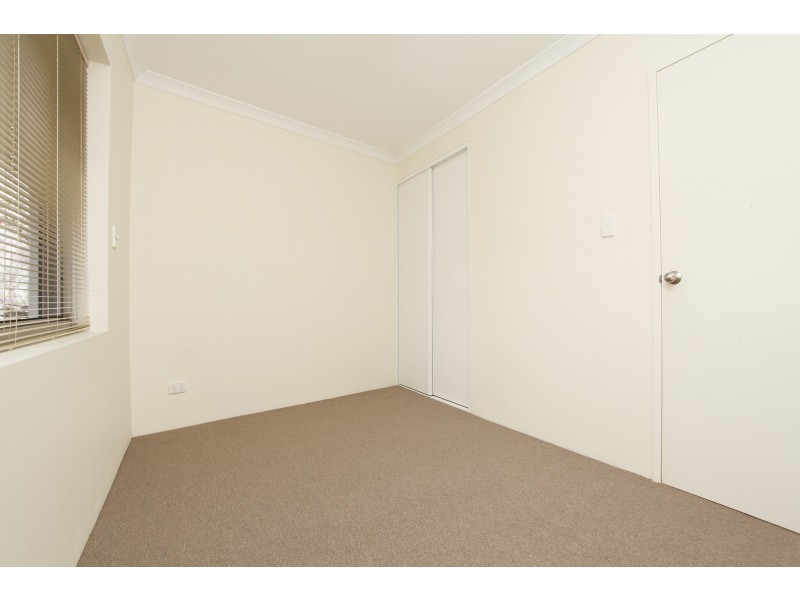 31/1 Fitzroy Rd, Rivervale WA 6103