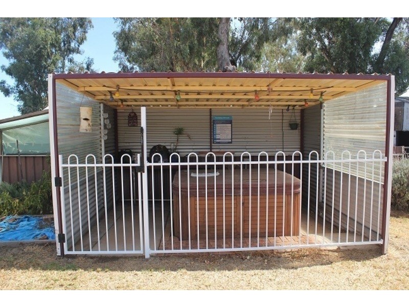 174 Caswell Street, Peak Hill NSW 2869