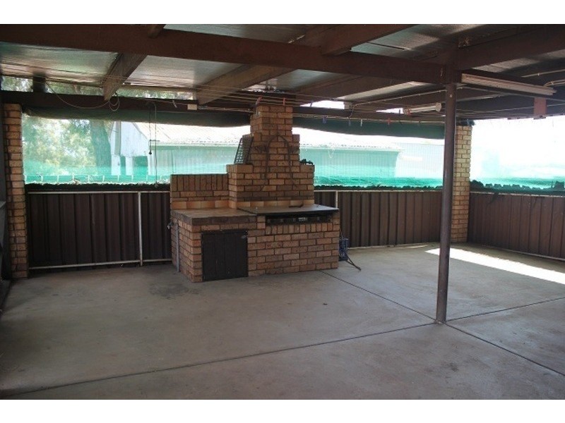 174 Caswell Street, Peak Hill NSW 2869