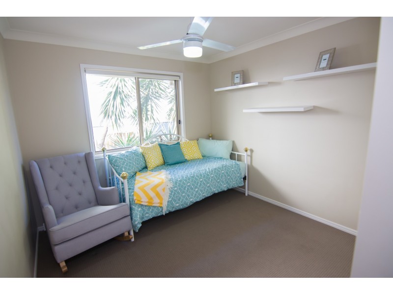 18 Mossman Parade, Waterford QLD 4133
