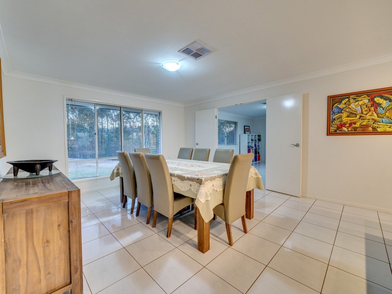 18-20 Pole Crescent, New Beith QLD 4124