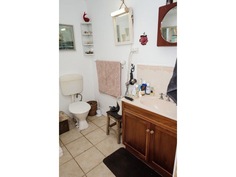 129 Commercial Road, Yarram VIC 3971