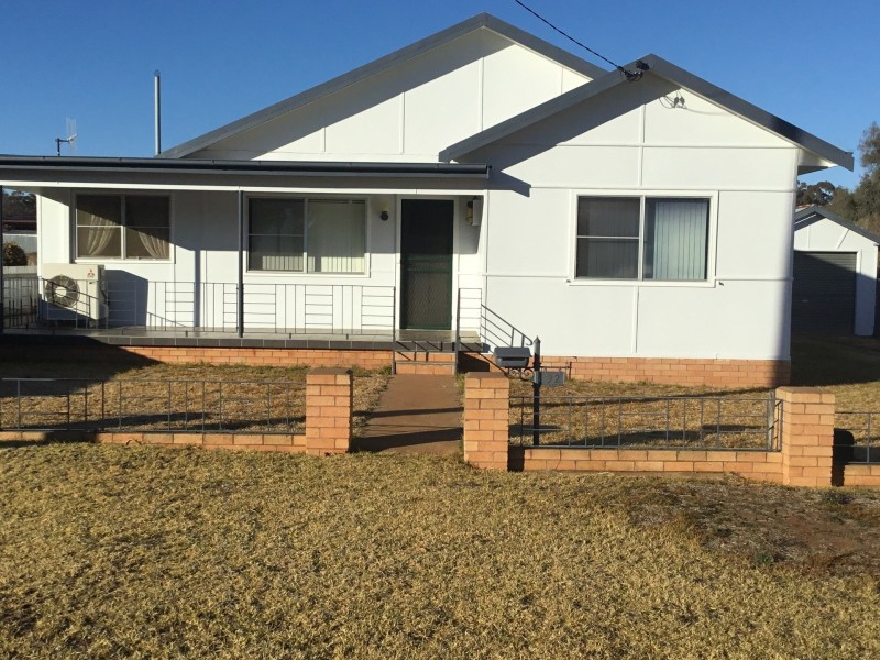 92 Yarrow Street, Dunedoo NSW 2844