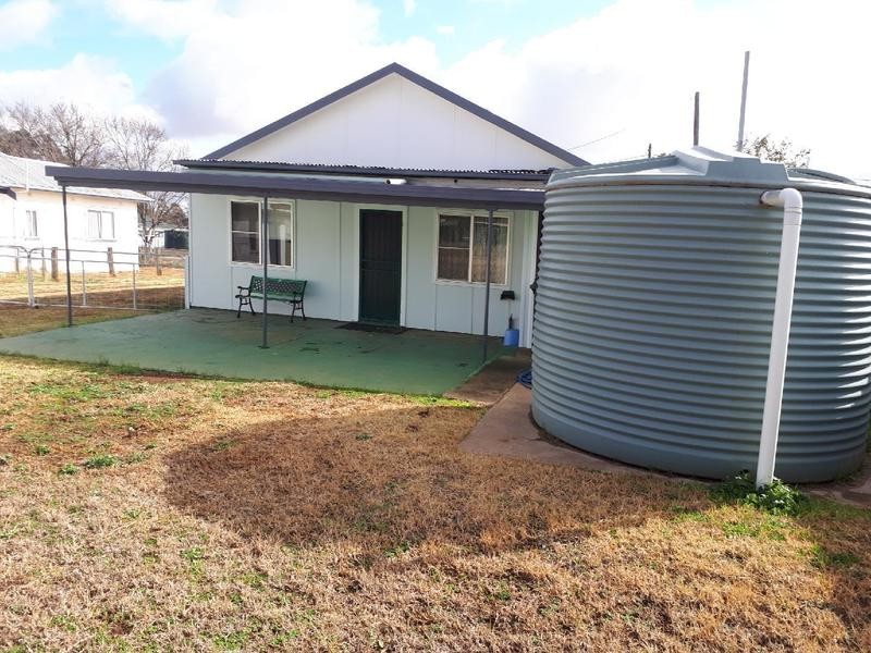 92 Yarrow Street, Dunedoo NSW 2844