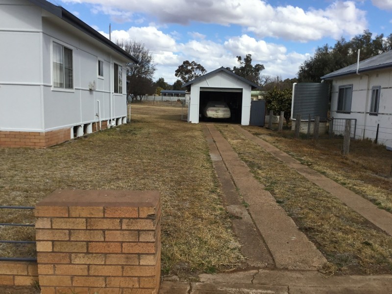 92 Yarrow Street, Dunedoo NSW 2844