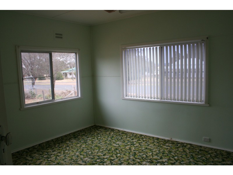 92 Yarrow Street, Dunedoo NSW 2844