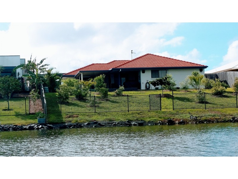25 Lady Nelson Drive, Eli Waters QLD 4655