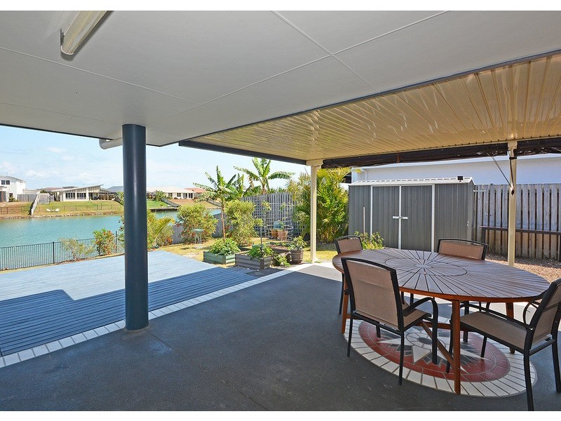 25 Lady Nelson Drive, Eli Waters QLD 4655