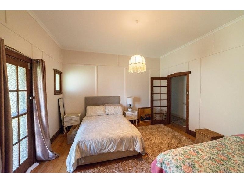 118 Burrong Basin Road, Black Range VIC 3381