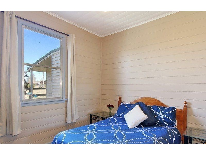 74 Canambe Street, Armidale NSW 2350