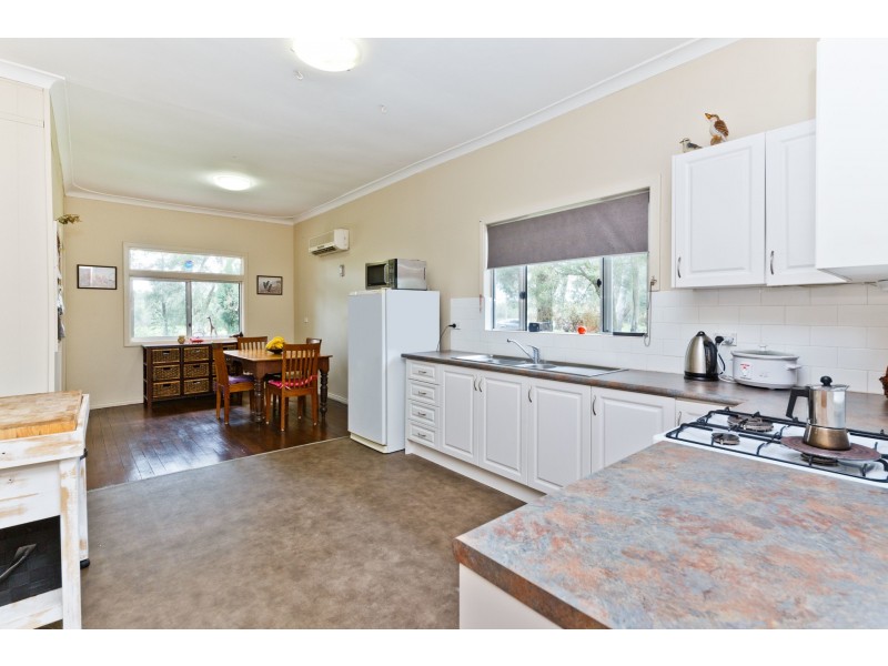 602 Utley Road, Serpentine WA 6125