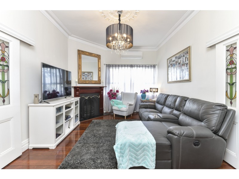 11 Scott Street, Guildford WA 6055