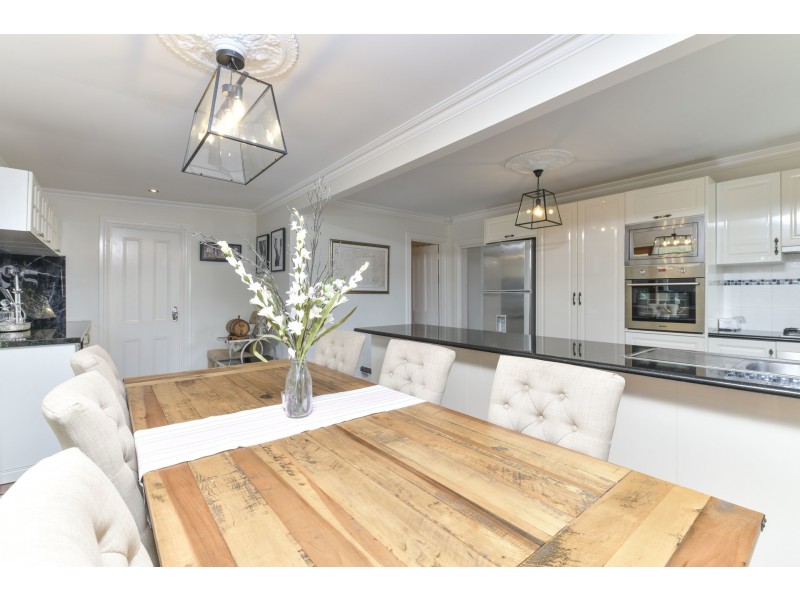 11 Scott Street, Guildford WA 6055