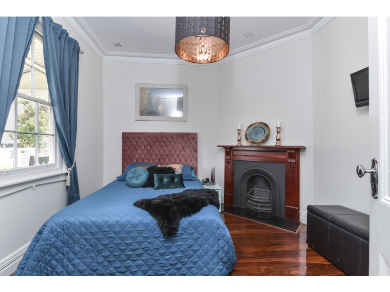 11 Scott Street, Guildford WA 6055