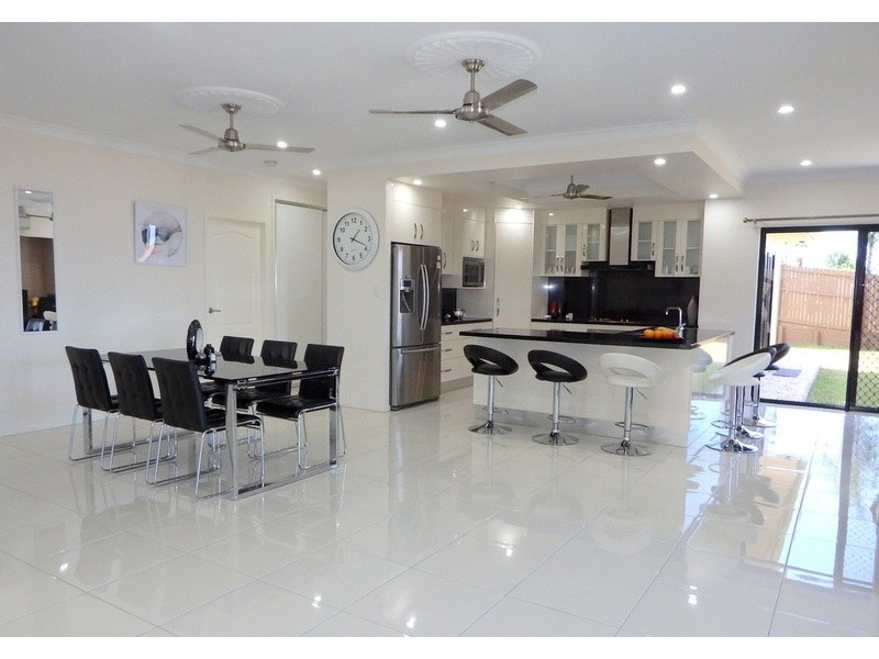 4 Cribwood Close, Mount Sheridan QLD 4868