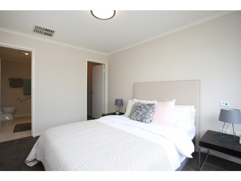 Unit 25/59-63 Mulkarra Drive, Clarenvale Retirement Village, Chelsea VIC 3196