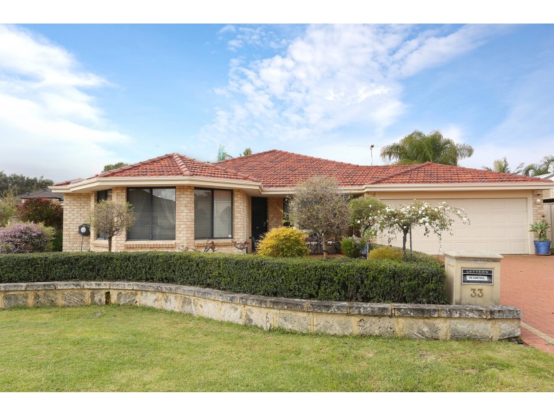 33 Welbeck Road, Canning Vale WA 6155