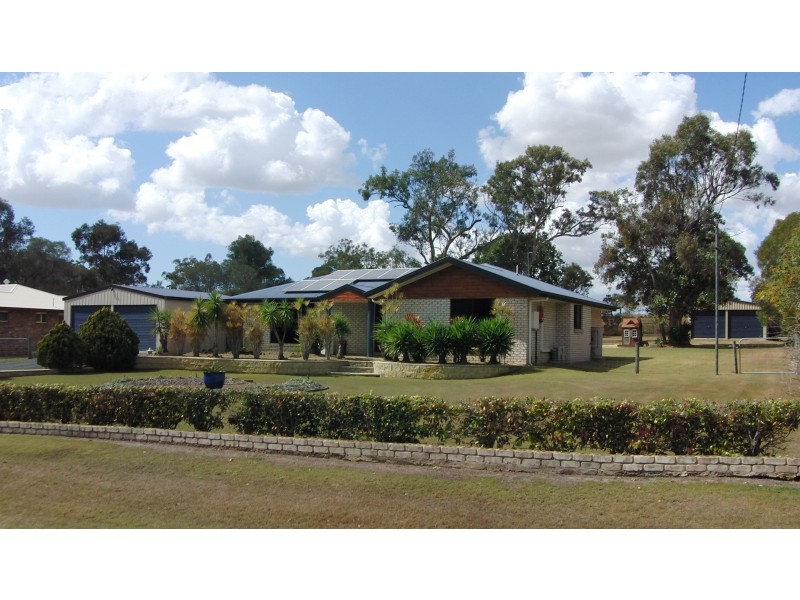 40 Arcadia Drive, Branyan QLD 4670