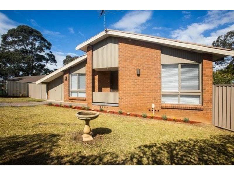 6 Hicks Place, Kings Langley NSW 2147