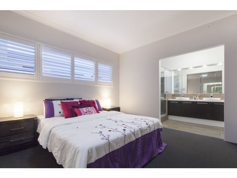 10 Portsmouth Way, Harrisdale WA 6112