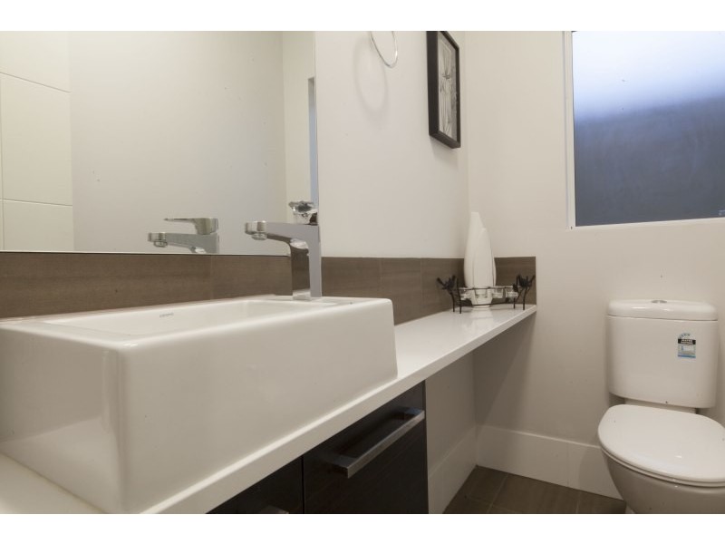 10 Portsmouth Way, Harrisdale WA 6112