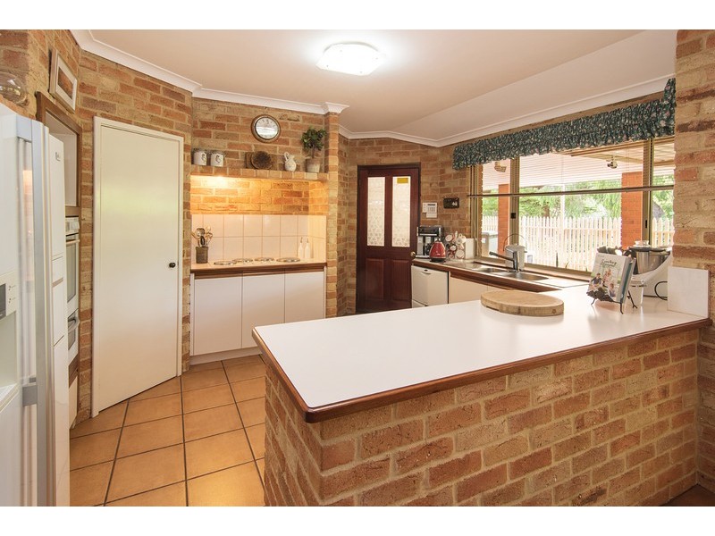 43 Kalgaritch Avenue, West Busselton WA 6280