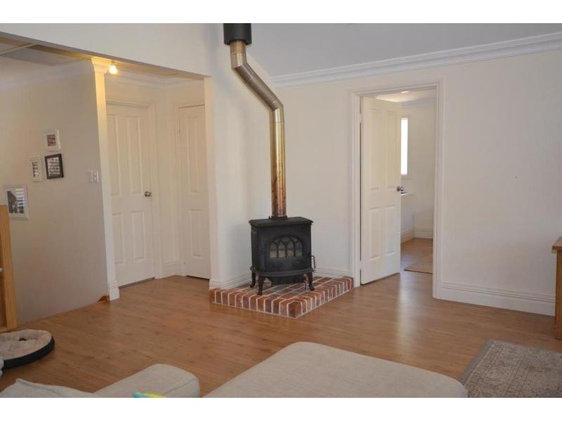 6 Dunham Glen, Wooroloo WA 6558