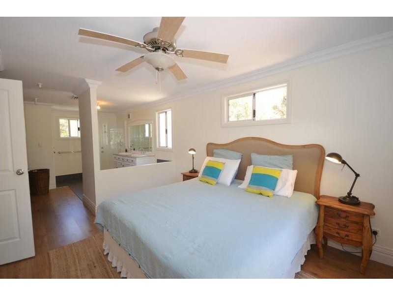 6 Dunham Glen, Wooroloo WA 6558