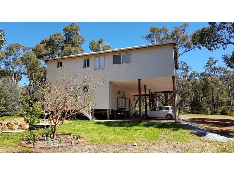 6 Dunham Glen, Wooroloo WA 6558