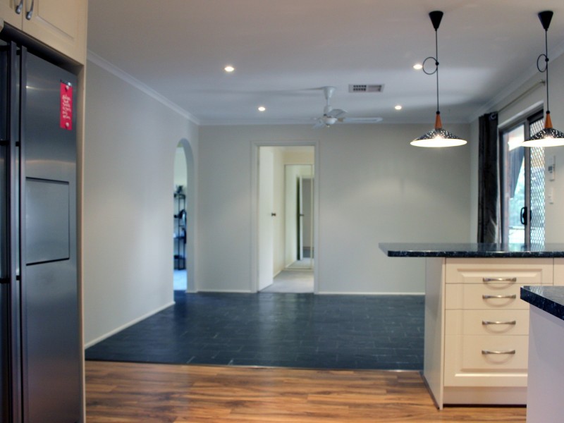 26 Coachhouse Drive, Gulfview Heights SA 5096