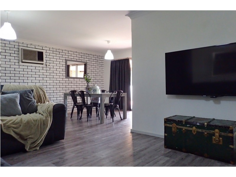 42 Jackson Street, Waroona WA 6215