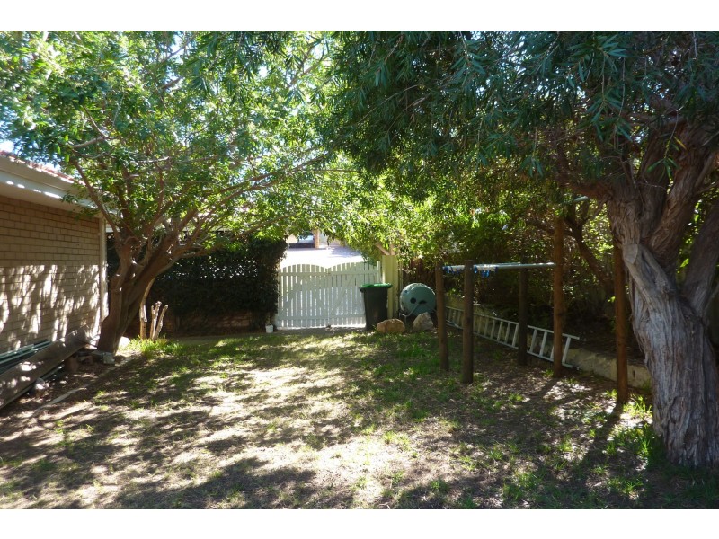 7 Ruddick Place, Hamilton Hill WA 6163