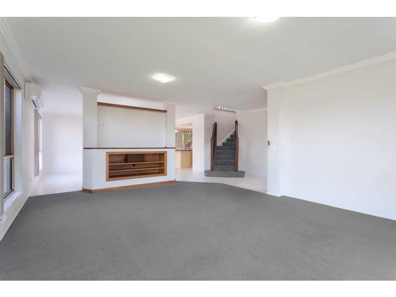 35 Lancashire Drive, Mudgeeraba QLD 4213