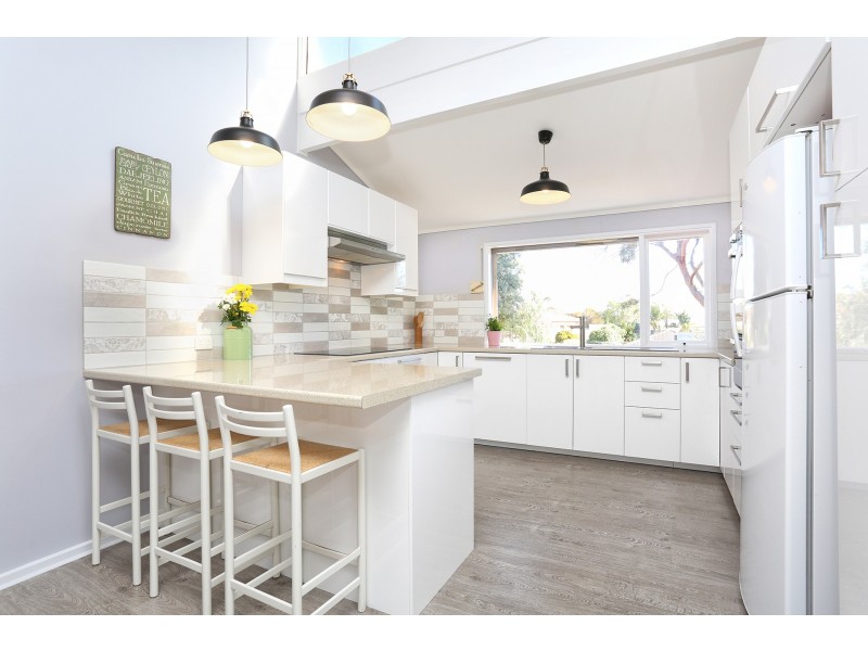 14 Barramundi Drive, Hallett Cove SA 5158