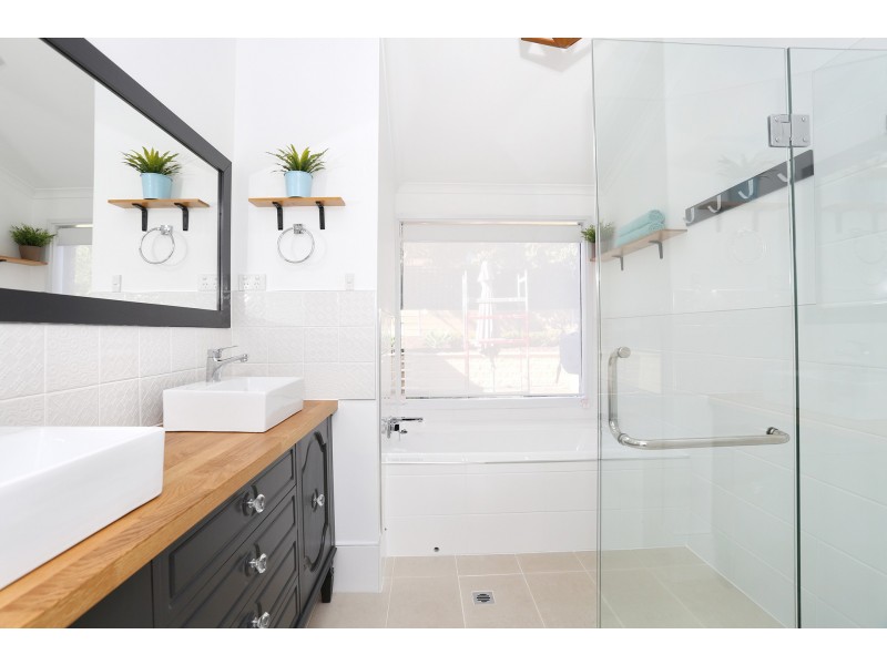 14 Barramundi Drive, Hallett Cove SA 5158