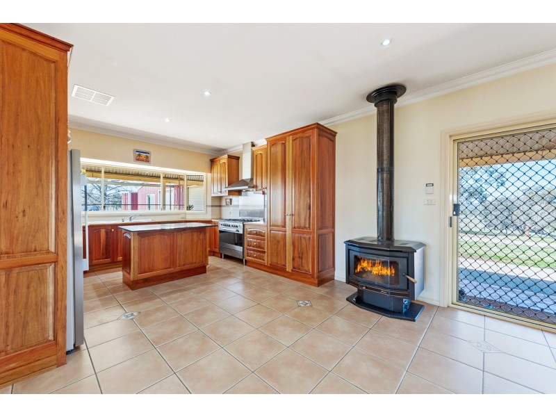 603 Henry Lawson Way, Young NSW 2594