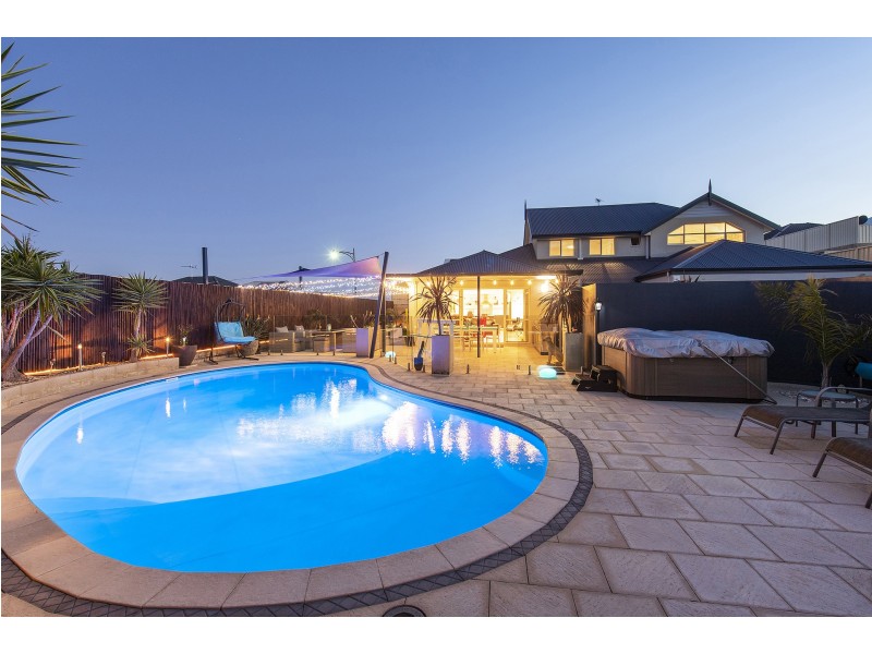 14 Nullagine Pass, Dawesville WA 6211