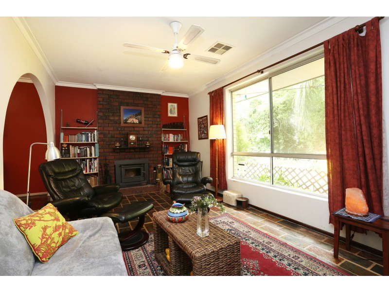 52 Feldman Crescent, Parkerville WA 6081