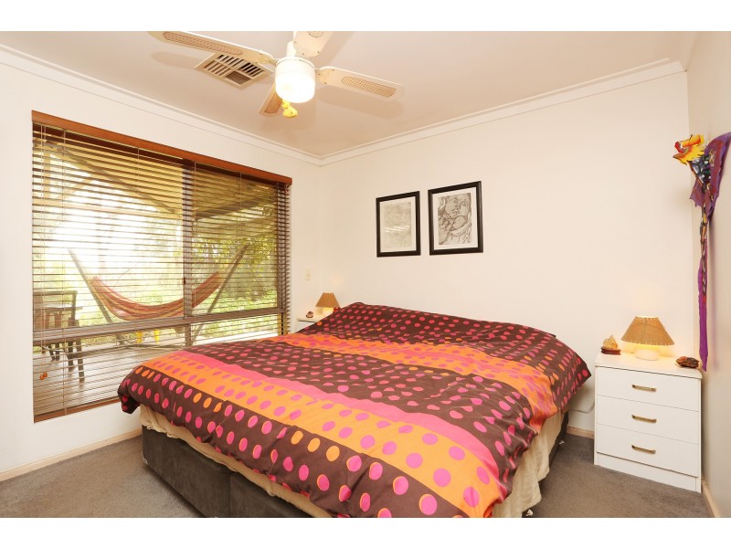 52 Feldman Crescent, Parkerville WA 6081