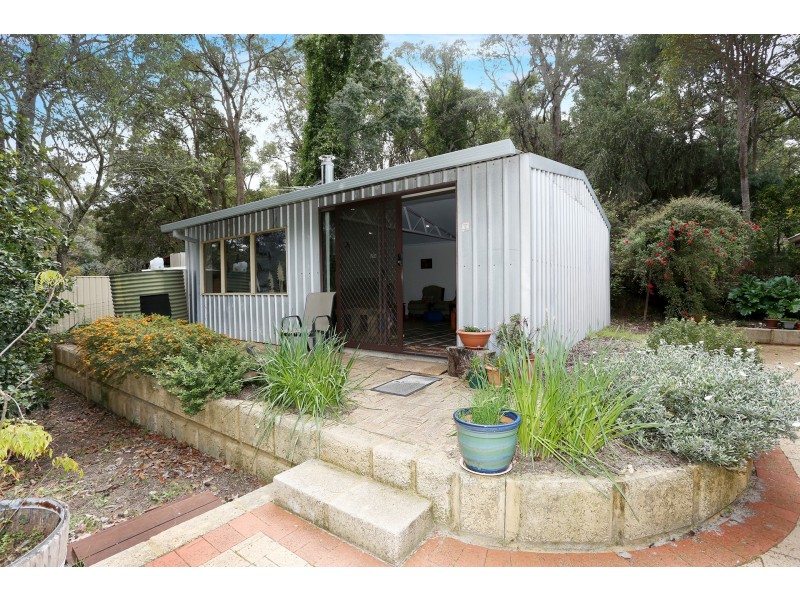 52 Feldman Crescent, Parkerville WA 6081