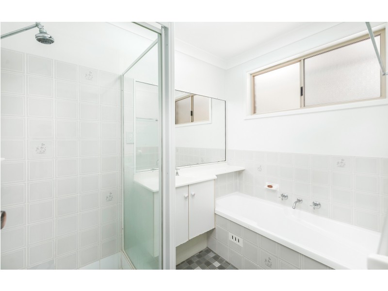 2 Elsinore Avenue, Chain Valley Bay NSW 2259