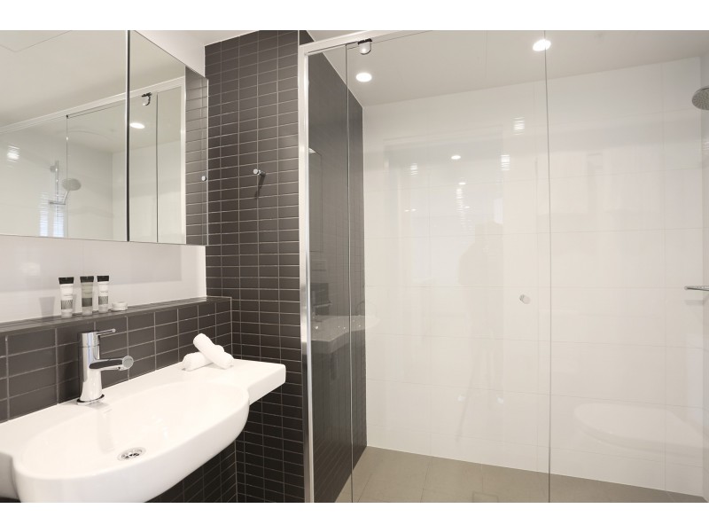 1408/55 Railway Terrace, Milton QLD 4064