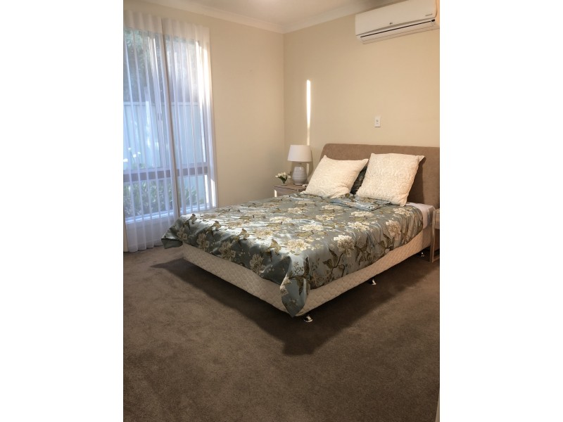 4 Wilson Avenue, Quindalup WA 6281