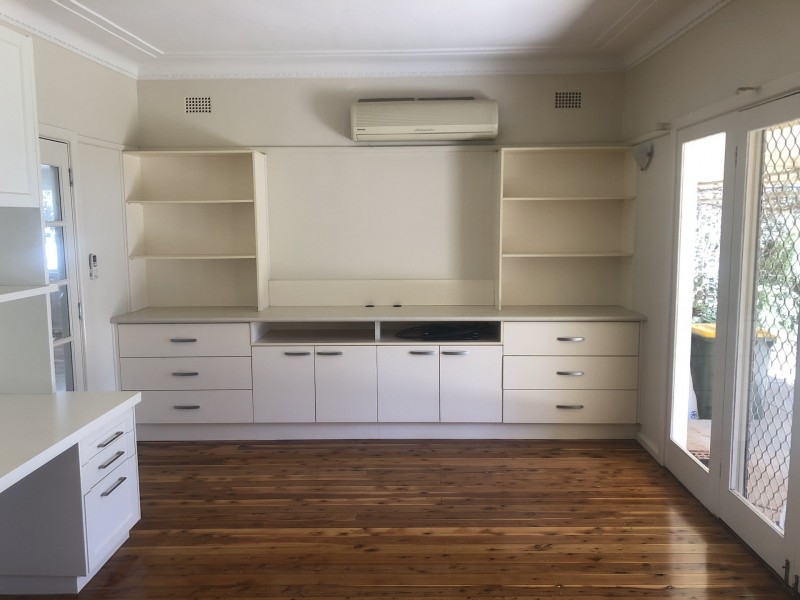 131 Fifth Ave, Narromine NSW 2821